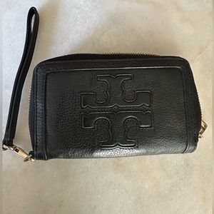 Tory Burch wallet